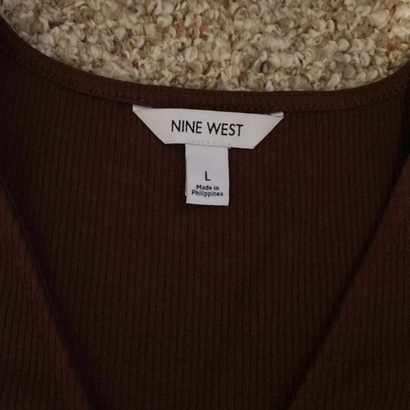 Nine West Body Suit - NWOT - Picture 3 of 4